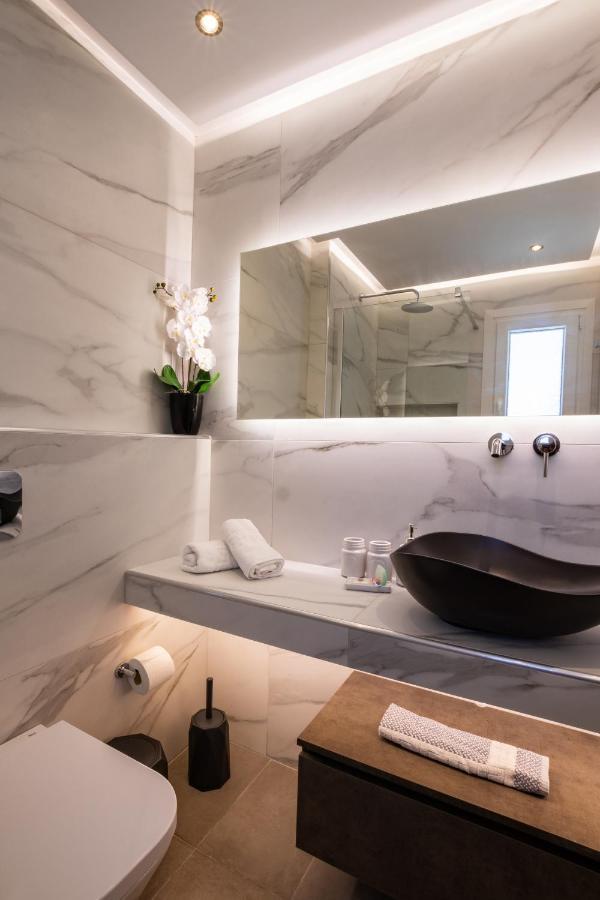 Aronia Luxury Apartments Karpathos エクステリア 写真